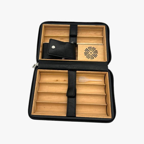 CIGAR HUMIDOR TRAVEL POUCH